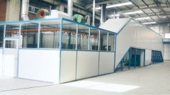 掛かる電気めっきの生産ラインはクロムの付属品にニッケルを被せる